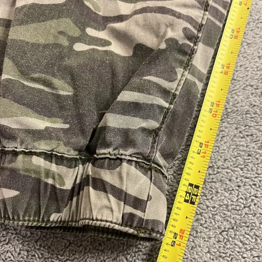 True Religion Camo Jogger Pants Men's Size L Drawstring Camouflage Sweats B342